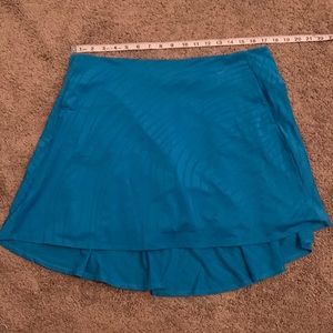 Nike Women's Dri Fit EUC blue skort XL